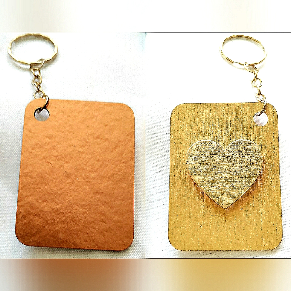 New Handmade Keychain Bag Tag! Copper Muro. Gold Wooden Heart. Unisex.